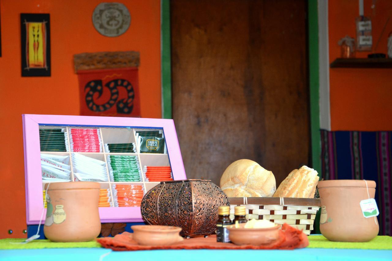 Apapacho Hostel Tilcara Bagian luar foto